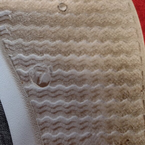 Women’s Canvas Casual Black and White Shoes – Size 7 - Picture 6 of 14